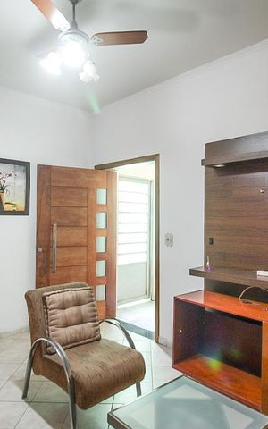 Casa para alugar com 100m², 3 quartos e 2 vagasSala