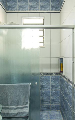 Casa para alugar com 100m², 3 quartos e 2 vagasBanheiro da Suíte 1