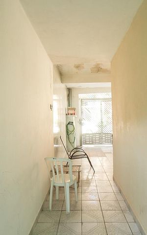 Casa para alugar com 100m², 3 quartos e 2 vagasCorredor