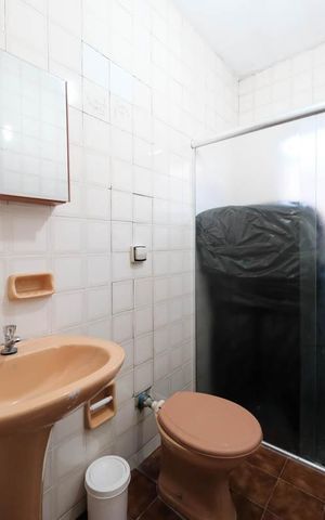 Casa à venda com 150m², 2 quartos e 2 vagasBanheiro