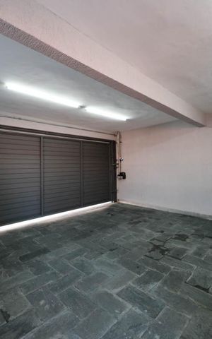 Casa à venda com 150m², 2 quartos e 2 vagasÁrea externa