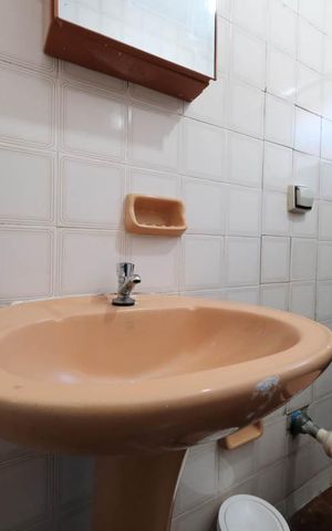 Casa à venda com 150m², 2 quartos e 2 vagasBanheiro