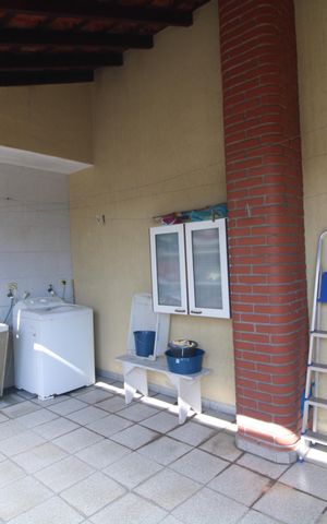 Casa para alugar com 320m², 3 quartos e 4 vagasLavanderia