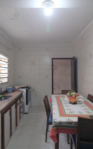 Casa para alugar com 320m², 3 quartos e 4 vagasCozinha