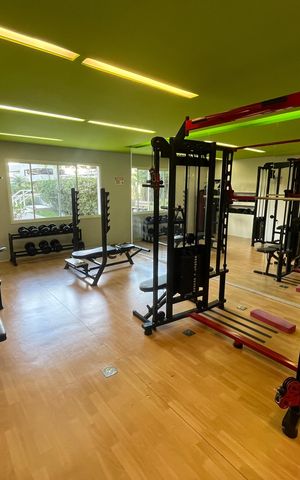 Apartamento à venda com 61m², 2 quartos e 1 vaga Apartamento à venda com 61m², 2 quartos e 1 vagaÁrea comum - Academia