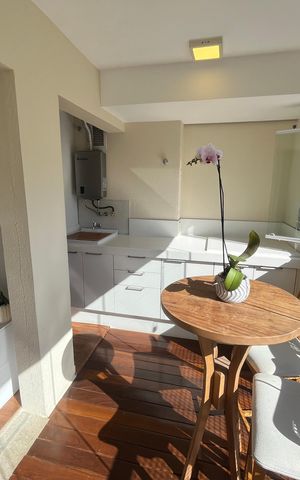 Apartamento à venda com 61m², 2 quartos e 1 vaga Apartamento à venda com 61m², 2 quartos e 1 vagaSacada