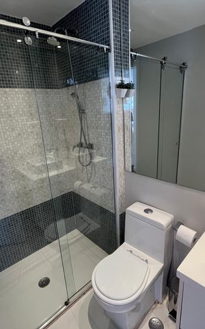 Apartamento à venda com 61m², 2 quartos e 1 vaga Apartamento à venda com 61m², 2 quartos e 1 vagaBanheiro