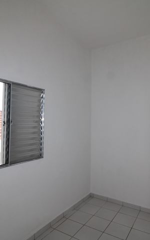 Casa para alugar com 72m², 2 quartos e sem vagaQuarto 1