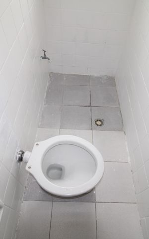 Casa para alugar com 72m², 2 quartos e sem vagaBanheiro