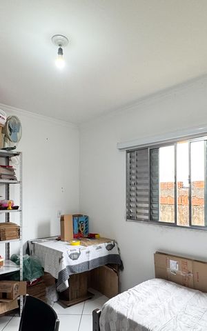 Casa à venda com 350m², 4 quartos e 2 vagas Casa à venda com 350m², 4 quartos e 2 vagasQuarto 1 - Casa 1