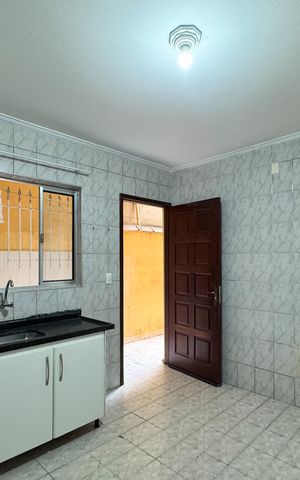 Casa à venda com 350m², 4 quartos e 2 vagas Casa à venda com 350m², 4 quartos e 2 vagasCozinha - Casa 2