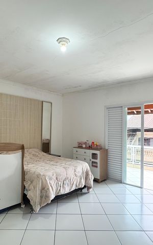 Casa à venda com 350m², 4 quartos e 2 vagas Casa à venda com 350m², 4 quartos e 2 vagasQuarto 2 - Casa 1
