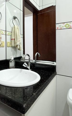 Casa à venda com 350m², 4 quartos e 2 vagas Casa à venda com 350m², 4 quartos e 2 vagasBanheiro 1 - Casa 1