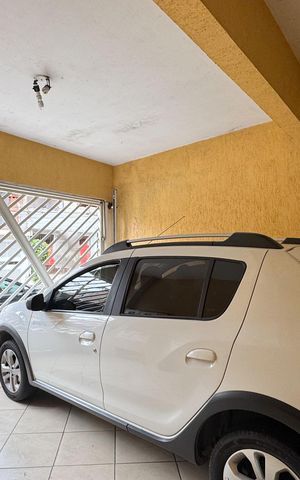 Casa à venda com 350m², 4 quartos e 2 vagas Casa à venda com 350m², 4 quartos e 2 vagasGaragem