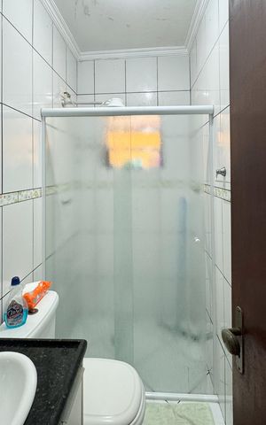 Casa à venda com 350m², 4 quartos e 2 vagas Casa à venda com 350m², 4 quartos e 2 vagasBanheiro 1 - Casa 1