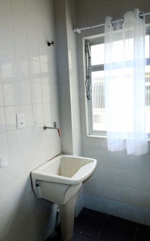 Apartamento à venda com 85m², 2 quartos e 1 vagaÁrea de Serviço