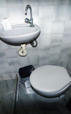 Apartamento à venda com 85m², 2 quartos e 1 vagaBanheiro de serviço