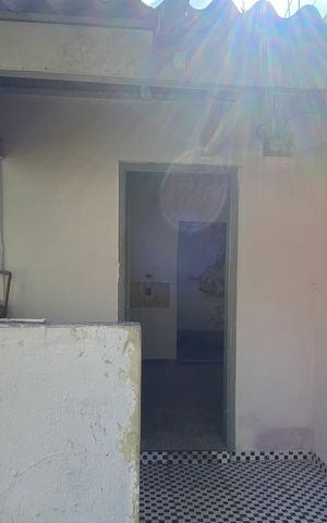 Casa para alugar com 80m², 2 quartos e 1 vagaÁrea externa