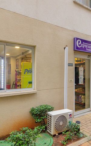 Apartamento à venda com 32m², 2 quartos e sem vaga Apartamento à venda com 32m², 2 quartos e sem vagaMercado