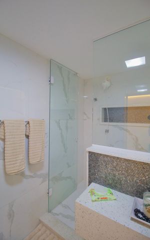 Apartamento para alugar com 320m², 4 quartos e 2 vagasBanheiro da Suite 1