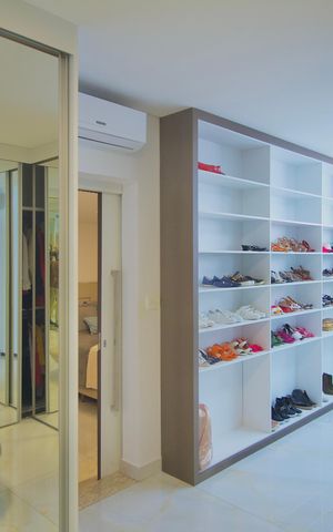 Apartamento para alugar com 320m², 4 quartos e 2 vagasCloset da Suite 1