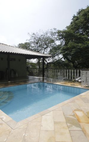 Casa de condomínio para alugar com 700m², 3 quartos e 2 vagasPiscina