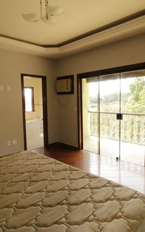 Casa de condomínio para alugar com 700m², 3 quartos e 2 vagasSuíte 3
