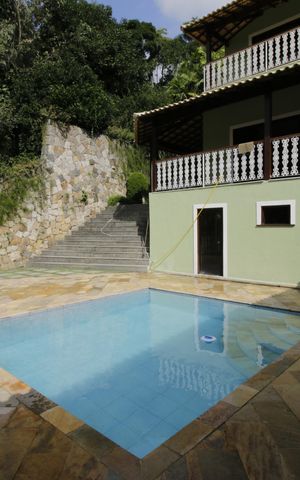 Casa de condomínio para alugar com 700m², 3 quartos e 2 vagasPiscina