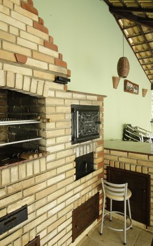 Casa de condomínio para alugar com 700m², 3 quartos e 2 vagasChurrasqueira