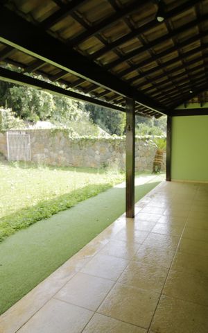 Casa de condomínio para alugar com 700m², 3 quartos e 2 vagasVaranda do quarto 1 e 2 