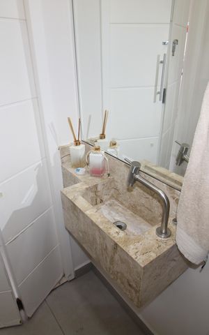 Casa à venda com 660m², 3 quartos e 9 vagasLavabo