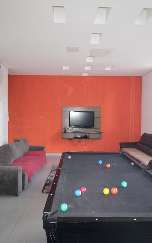 Casa à venda com 660m², 3 quartos e 9 vagasÁrea de Lazer 2