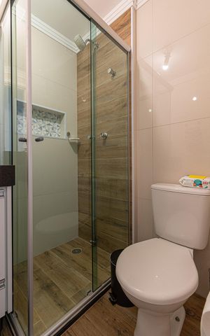 Apartamento à venda com 52m², 2 quartos e 1 vaga Apartamento à venda com 52m², 2 quartos e 1 vagaBanheiro Suíte