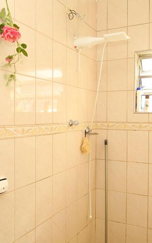 Casa à venda com 600m², 5 quartos e 3 vagasBanheiro 2