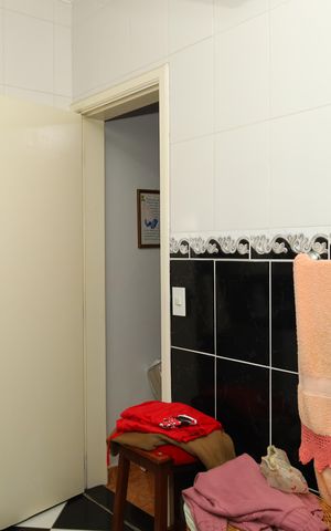 Casa à venda com 600m², 5 quartos e 3 vagasBanheiro 1 - Suíte