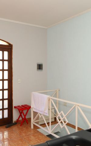 Casa à venda com 600m², 5 quartos e 3 vagasSala 2
