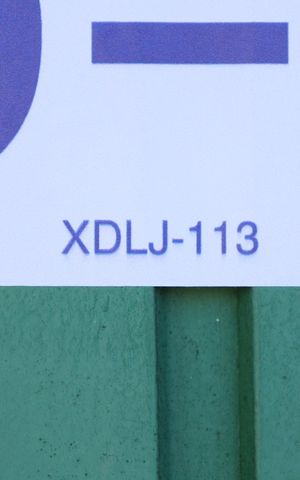 Casa à venda com 600m², 5 quartos e 3 vagasPlaca GRANDE instalada no portão do imóvel dia 10.07.2026 - Código da placa: XDLJ-113