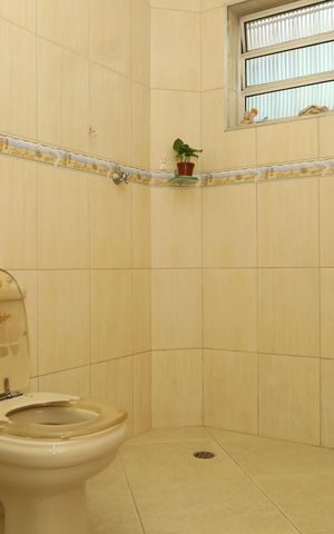 Casa à venda com 600m², 5 quartos e 3 vagasBanheiro 3