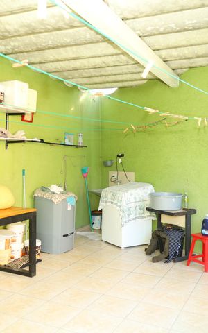 Casa à venda com 600m², 5 quartos e 3 vagasÁrea de Serviço 2
