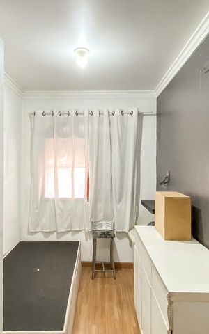Casa à venda com 249m², 3 quartos e 8 vagas Casa à venda com 249m², 3 quartos e 8 vagasQuarto 2