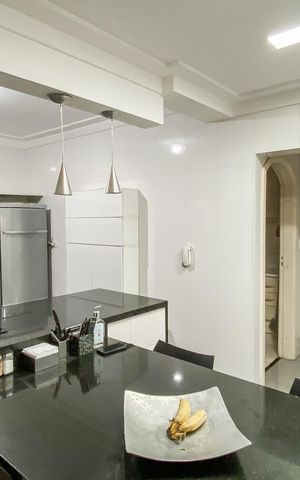 Casa à venda com 249m², 3 quartos e 8 vagas Casa à venda com 249m², 3 quartos e 8 vagasCozinha