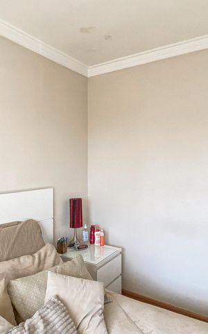 Casa à venda com 249m², 3 quartos e 8 vagas Casa à venda com 249m², 3 quartos e 8 vagasSuite