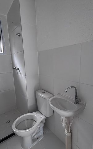Apartamento para alugar com 45m², 2 quartos e 1 vaga Apartamento para alugar com 45m², 2 quartos e 1 vagaBanheiro
