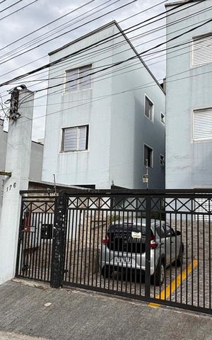 Apartamento à venda com 72m², 2 quartos e 1 vagaFachada 