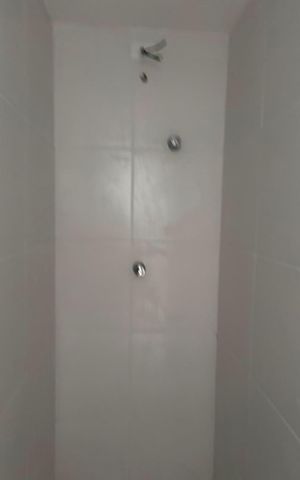 Apartamento à venda com 77m², 1 quarto e sem vaga Apartamento à venda com 77m², 1 quarto e sem vagaBanheiro