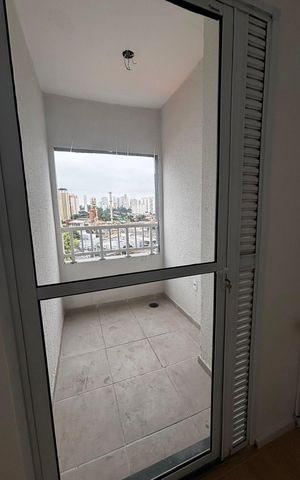 Apartamento à venda com 77m², 1 quarto e sem vaga Apartamento à venda com 77m², 1 quarto e sem vagaVaranda