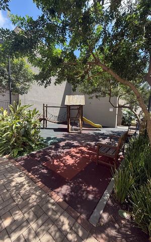 Apartamento à venda com 42m², 2 quartos e sem vaga Apartamento à venda com 42m², 2 quartos e sem vagaPlayground