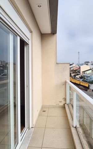 Casa para alugar com 360m², 3 quartos e 6 vagas Casa para alugar com 360m², 3 quartos e 6 vagasSuíte 1 - varanda