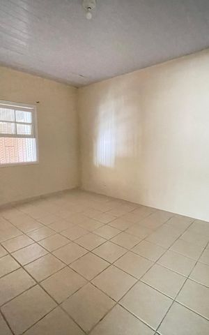 Casa à venda com 255m², 2 quartos e 2 vagas