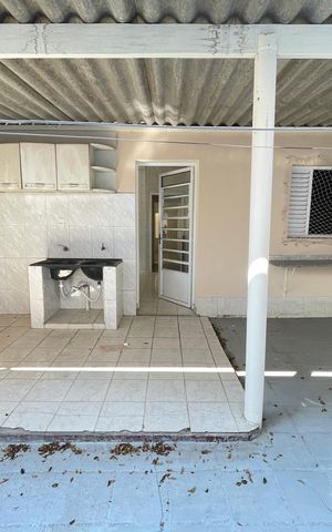 Casa à venda com 255m², 2 quartos e 2 vagas